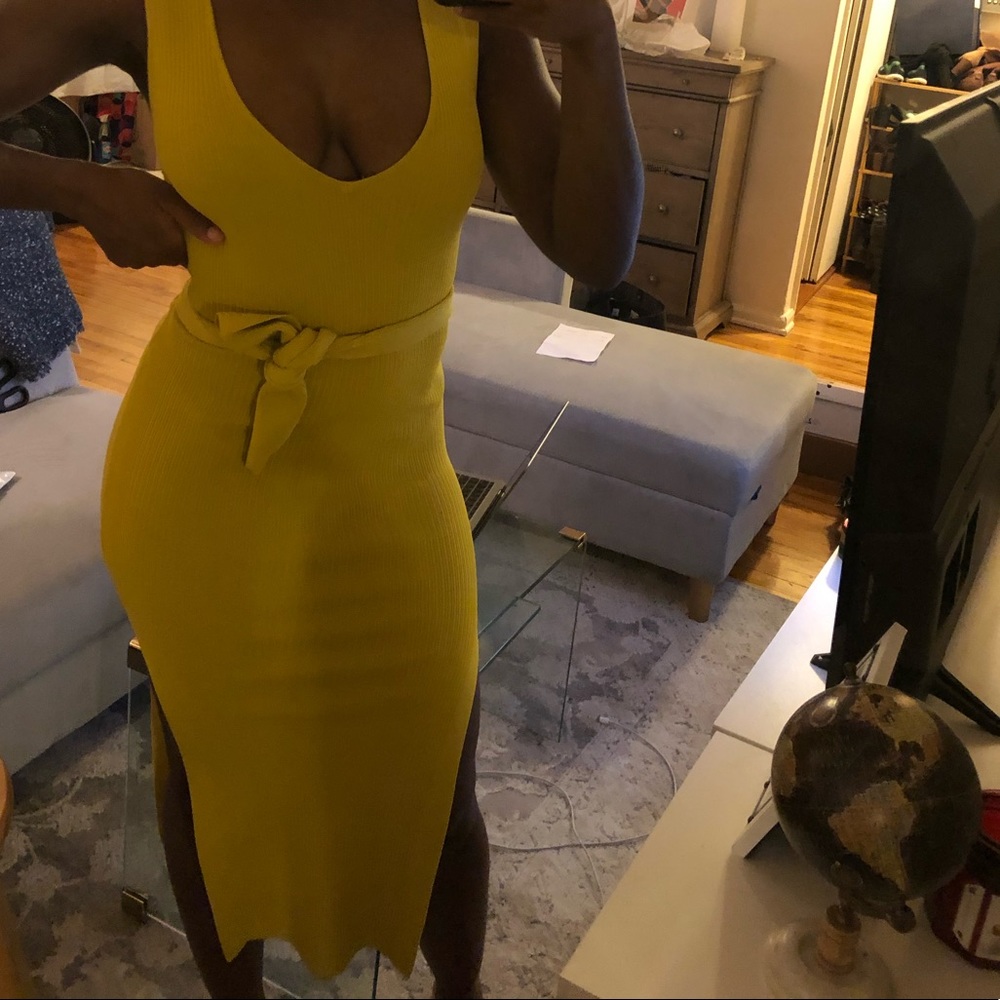 Super sexy yellow spring dress